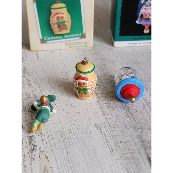 Hallmark Elf gingerbread cookie train variety miniature ornament xmas set - Picture 5 of 6